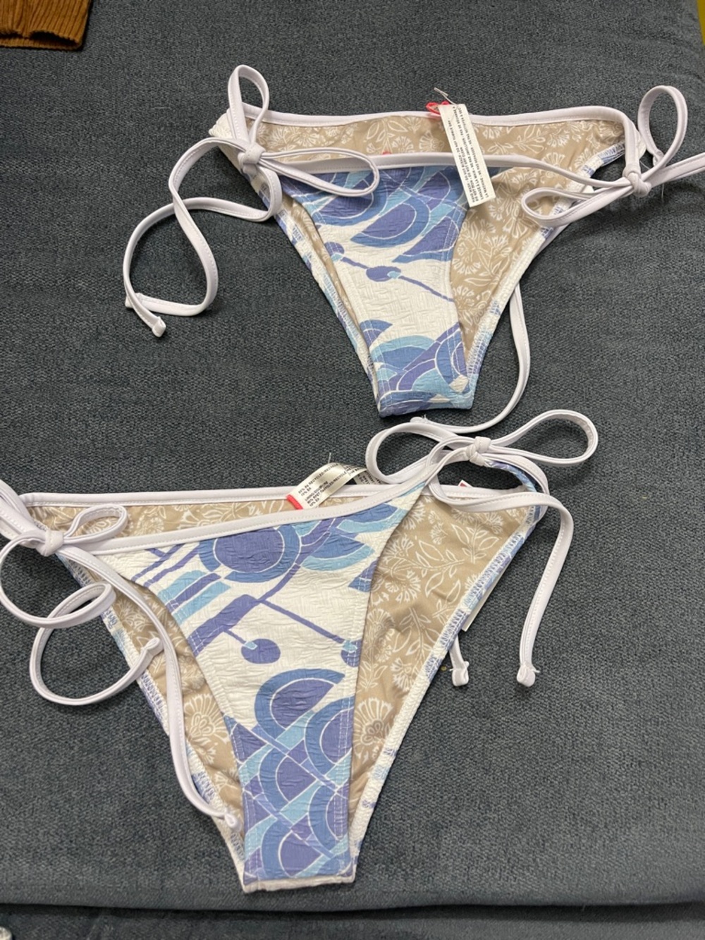 Free People free-est
Michelle Side Tie Bikini Bottoms - Picture 5 of 8